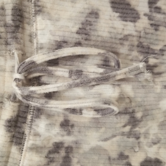 💕DANSKIN💕 Oh So Soft PJ Set (1 Jogger + 2 Shorts) ~ Large L NWT - Picture 5 of 10